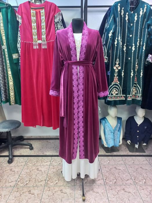 Продам новые кажекей и камзолы