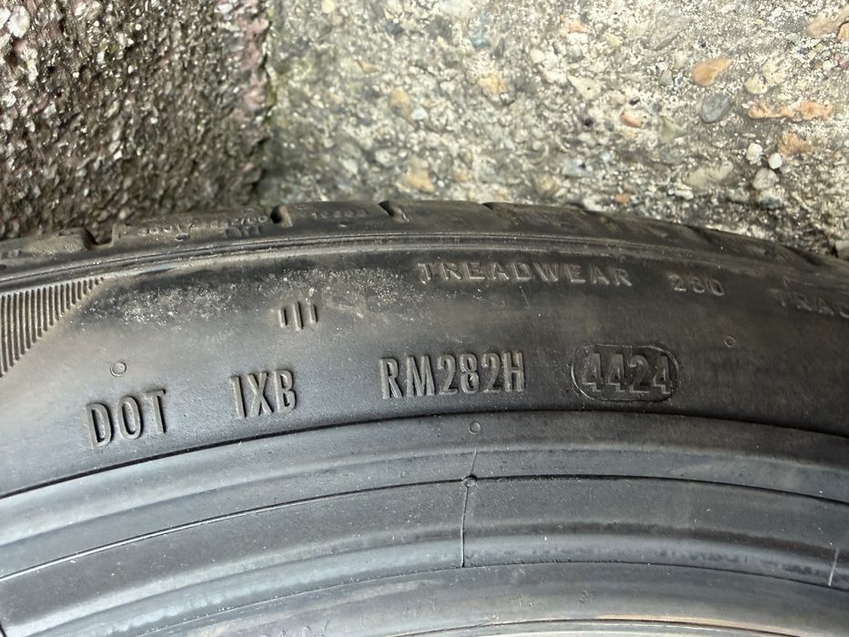 Cauc Pirelli 255/40/R21 P zero seal inside dot 44/2024 7-8mm 2 buc dis