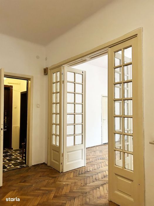 Apartament 2 camere in vila, zona centrul istoric Hristo Botev