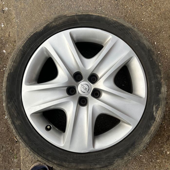 Vând 4 roți originale Opel Astra J, 215/50/17