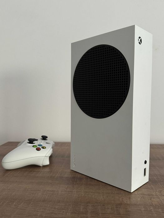 Xbox Series S 512GB + controller original + pachet complet