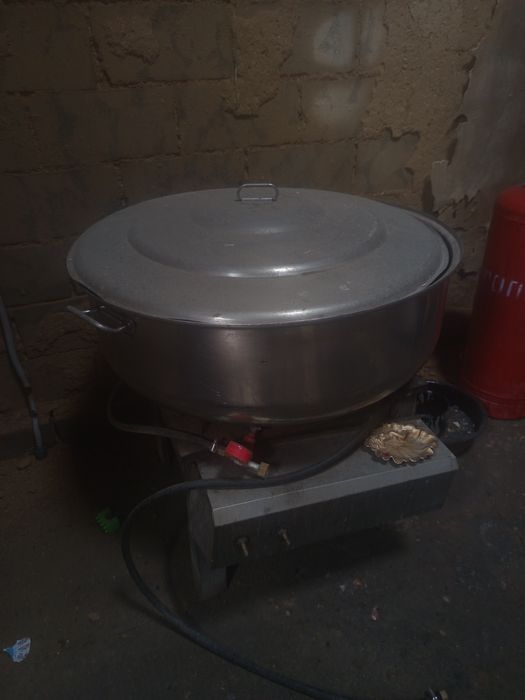 Сдам в аренду большую кастрюлю