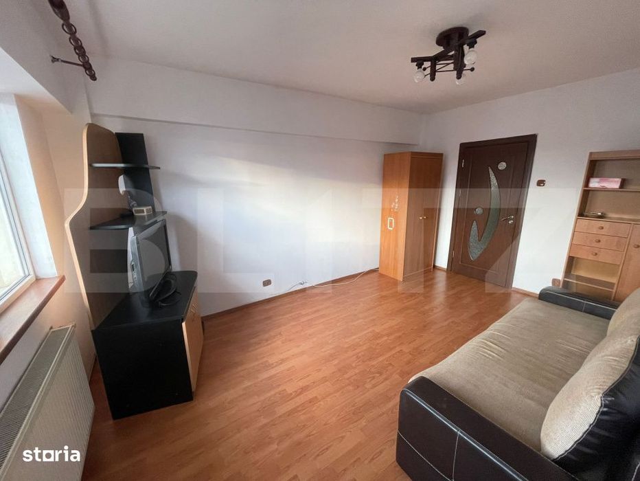 Apartament 3 camere,  73 mp totali, zona 1 Mai-Pelendava