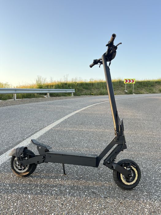 Kukirin G2 2025 55Km Autonomie, prinde 55 Km/h 800W, in stare buna
