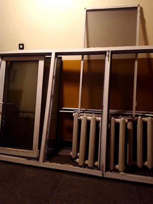 Подарявам винкел, дограма, радиатори