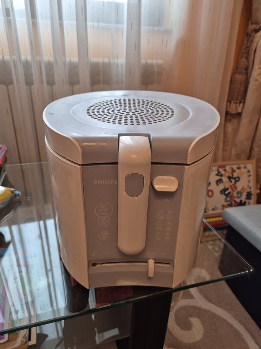 Friteuză Ulei Phillips
Philips HD6103/70 HD6103/70 Fri