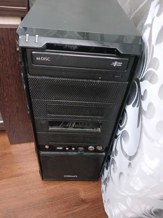 Компьютерный корпус crown