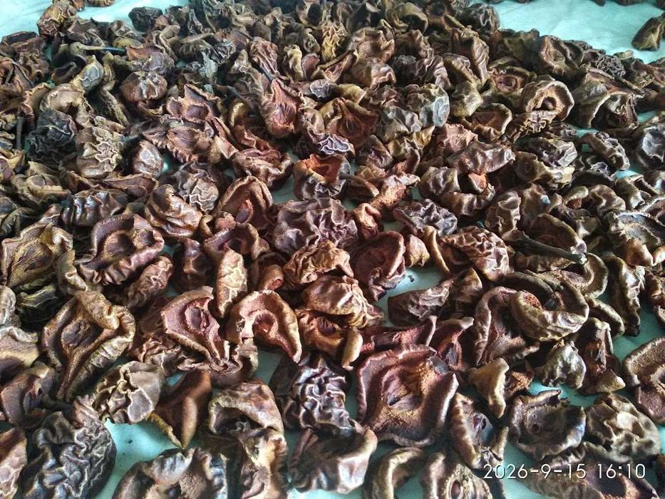 Груша сушеная копченая