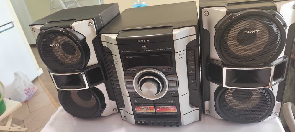 Sony MHC-GNZ777D