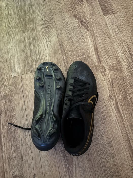 Nike tiempo legend academy