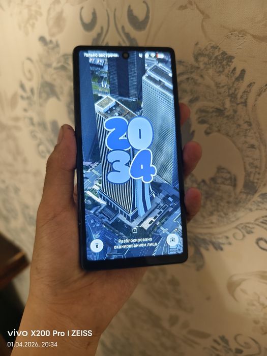 Продаам Pixel 7a