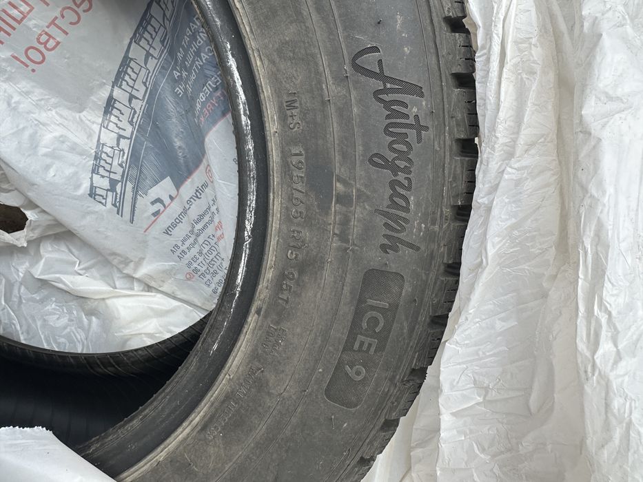 Шины Ikon R15 зима с шипами