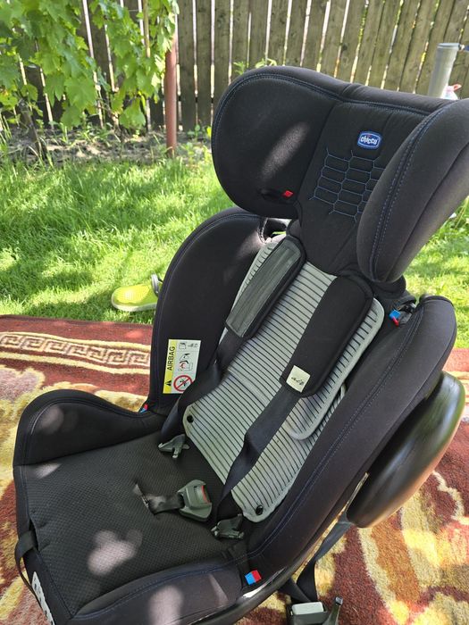 Scaun auto rotativ Chicco Unico EVO i-Size, Black (Negru), de la naste