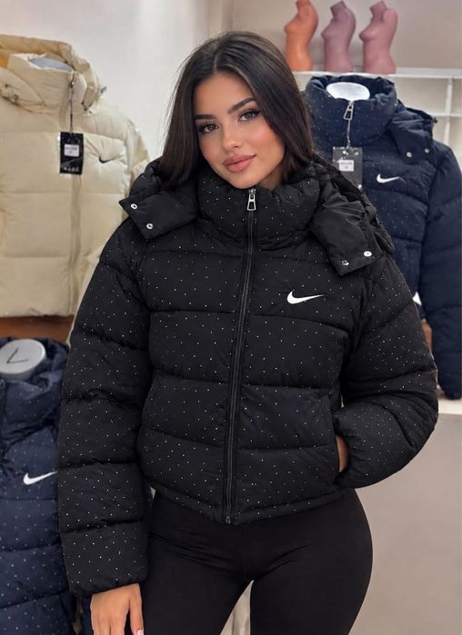 Geaca dama Nike
