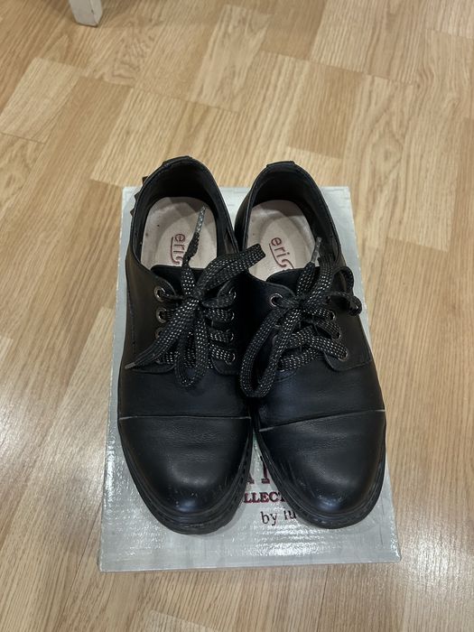 Продам кожаные ботиночки раз 33