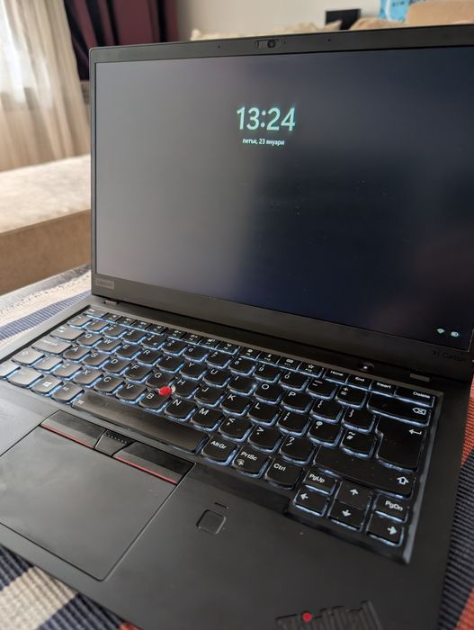 Lenovo Carbon X1  6th gen I5 / 8 ram / 256 nvme