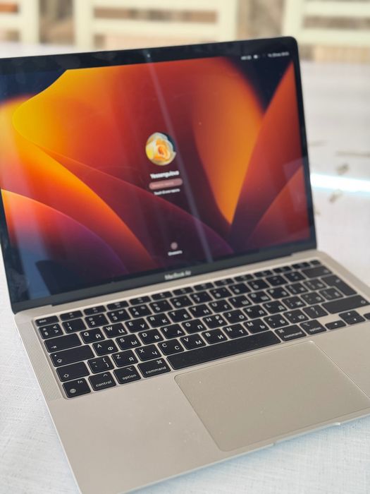продам MacBook Air