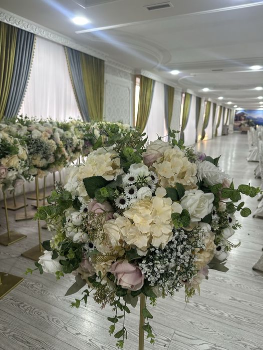 Цветы ваза  для ресторана