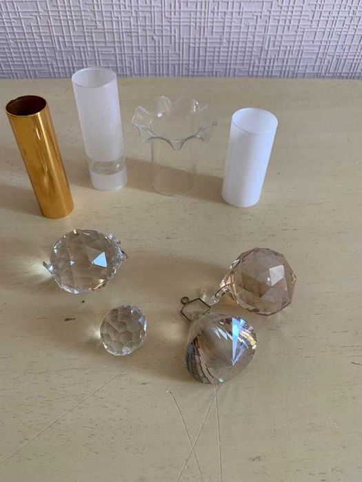 Детали от хрустальной люстры