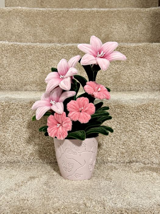 Ghiveci cu flori handmade