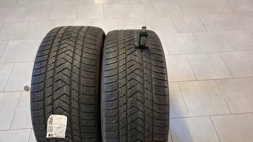 2бр зимни гуми Pirelli scorpion 285 45 20