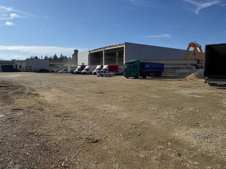 Hala spatiu inchiriat depozit Magazin si Showroom