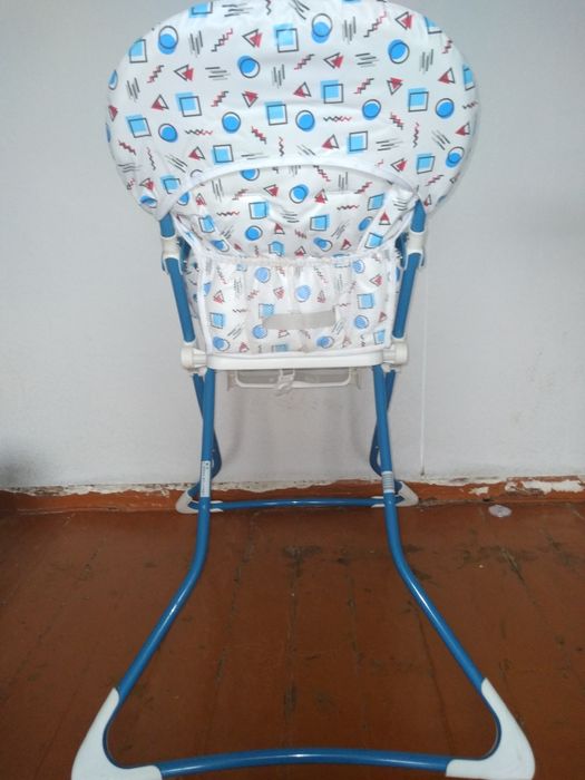 Продам стульчик для кормления
