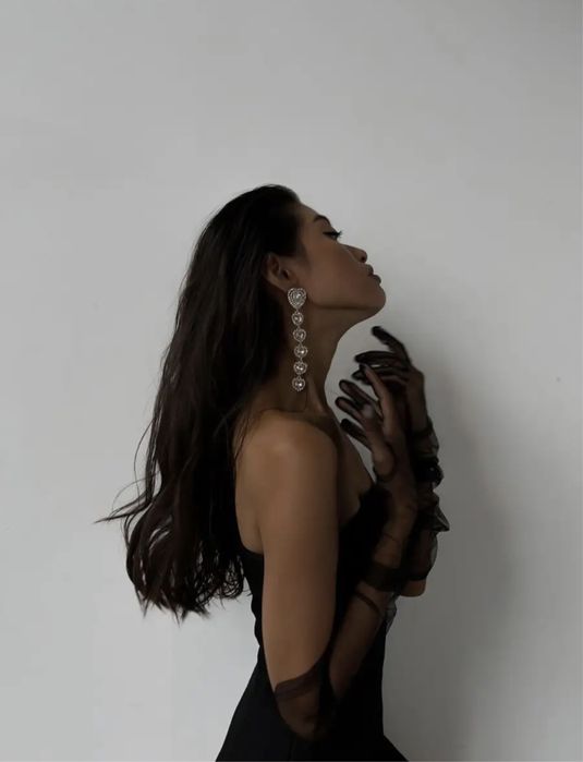 Продам серьги, в форме сердечек.