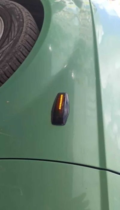 Динамични бягащи мигачи за калника лед черни за Хюндай Hyundai Tucson