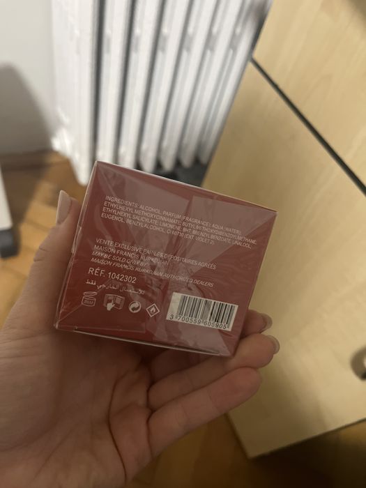 Parfum Baccarat sigilat