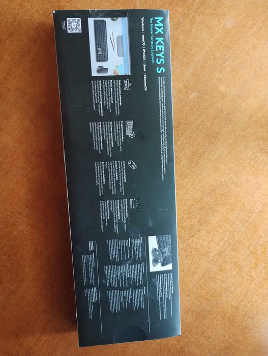 Продава чисто нова безжична клавиатура Logitech Mx keys s