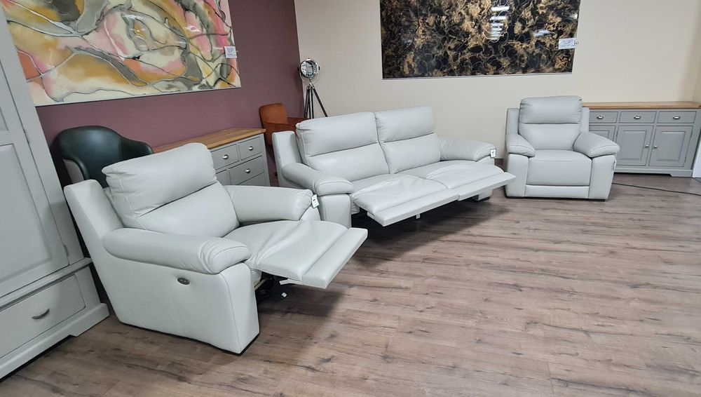 Италиански сив кожен комплект диван тройка и два фотьойл "Moreno"