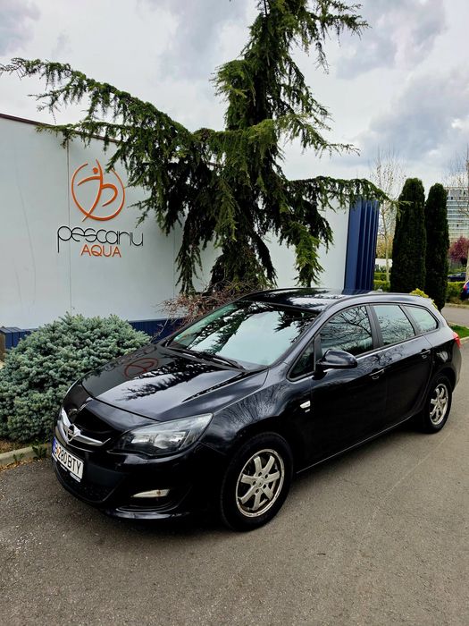 OpeL Astra J An 2014 - Euro 5 - Proprietar - Accept orice Test !!