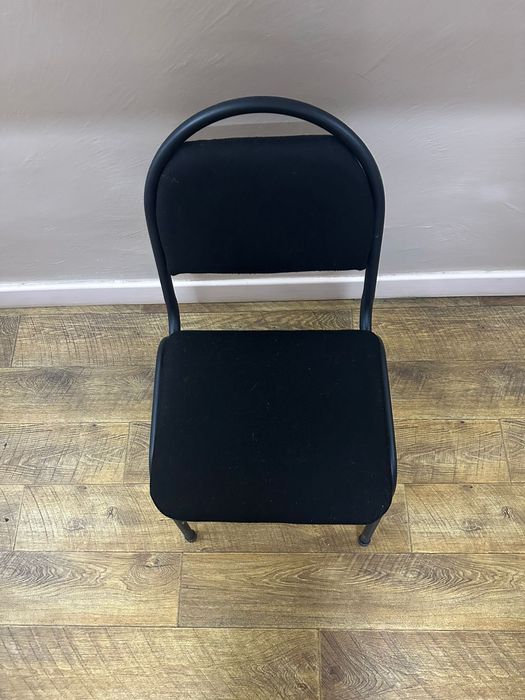 Продам стулья офисные