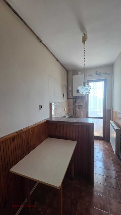 Продава 2-СТАЕН      град Добрич, Дунавите