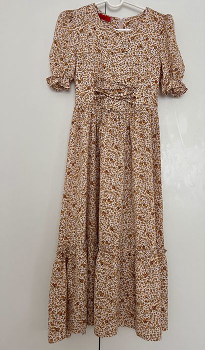 Платье и вещи для женщины