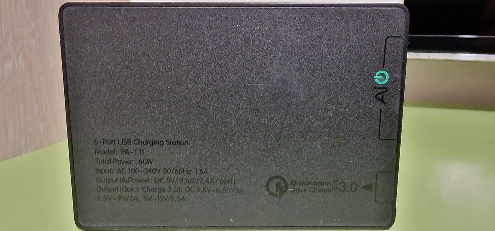 Incarcator de rețea Aukey PA-T11 Quick Charge 3.0
