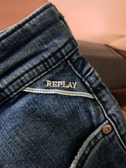 Pantaloni scurti Replay impecabili