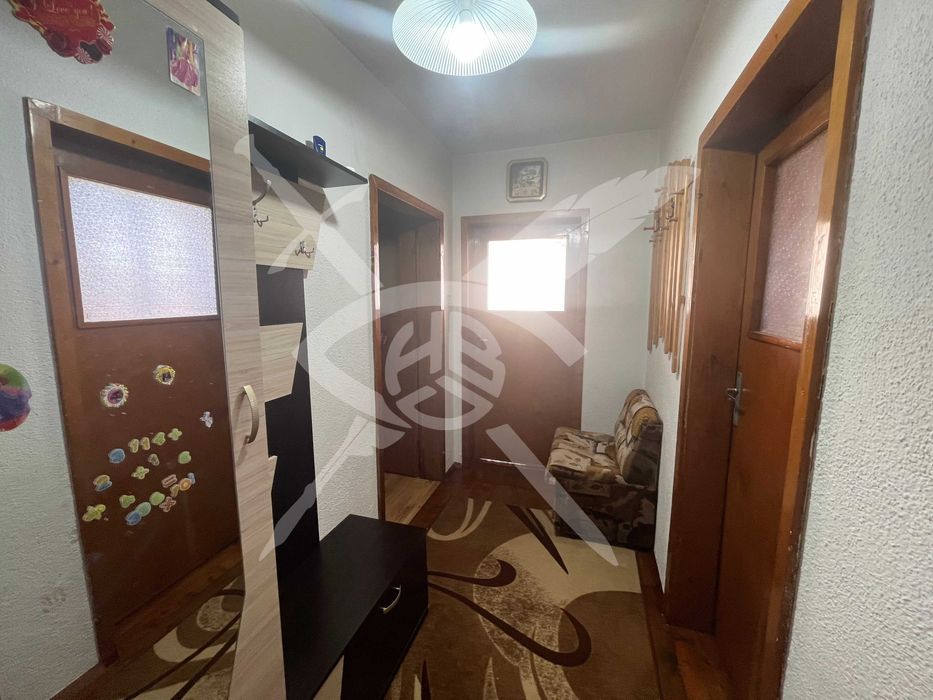 Продава се Къща в Панагюрище - 392 кв.м за 439 €/кв.м - Снимка #4