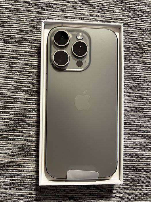 Iphone 16 pro nou natural titanium