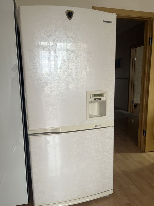 Продам холодильник SAMSUNG