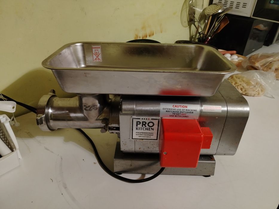 Продам мясорубку