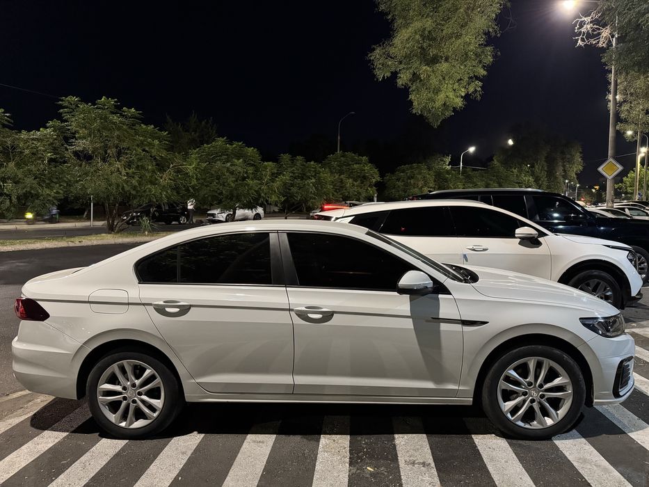 Volkswagen e-bora