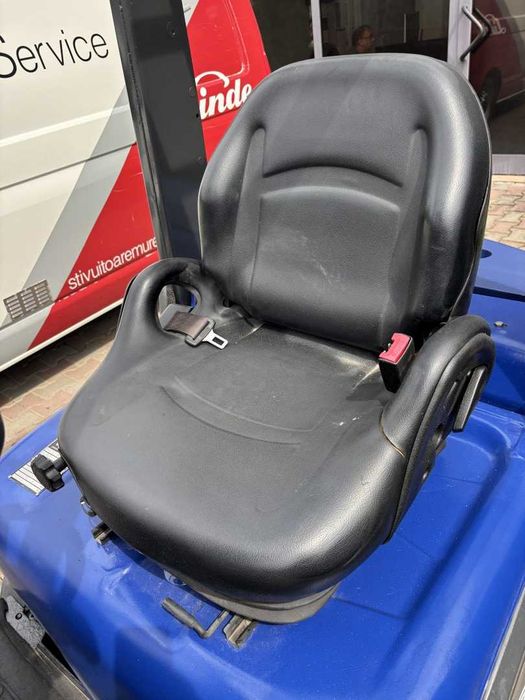 Stivuitor - Motostivuitor Diesel Nissan – 1,6 tone TRIPLEX An fabricație: 10/2006