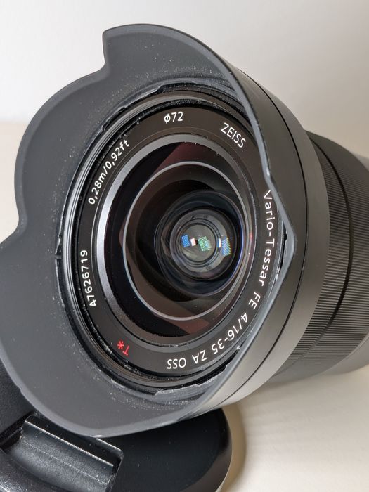 Obiectiv Sony Zeiss 16-35 f4 OSS Full Frame ( Accept Schimburi )