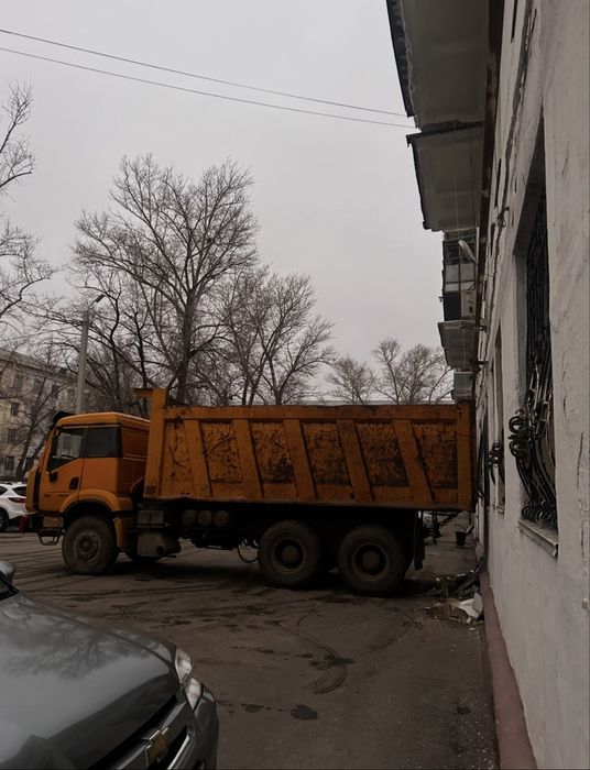 Продам самосвал на боевом ходу