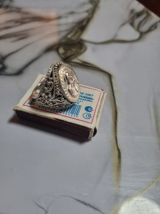 Продам печатку серебро 925пробы.