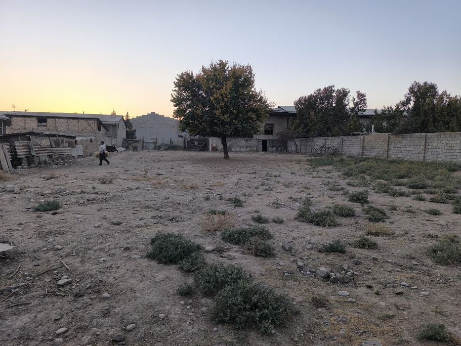 Yer sotiladi yengi 16 yillik 10sotix +6 sotix bonusga