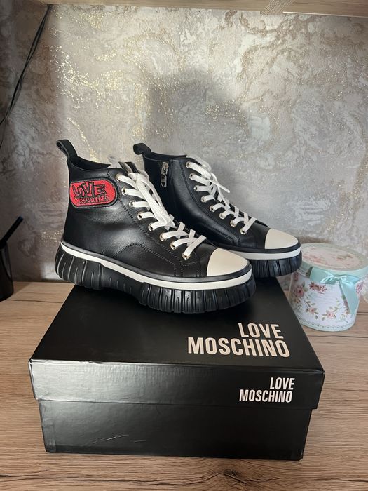 Дамски обувки нови