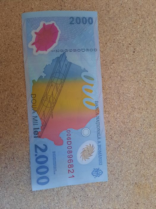Bacnote eclipsa 2000 lei